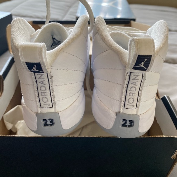 Jordan 12 - Picture 2 of 3